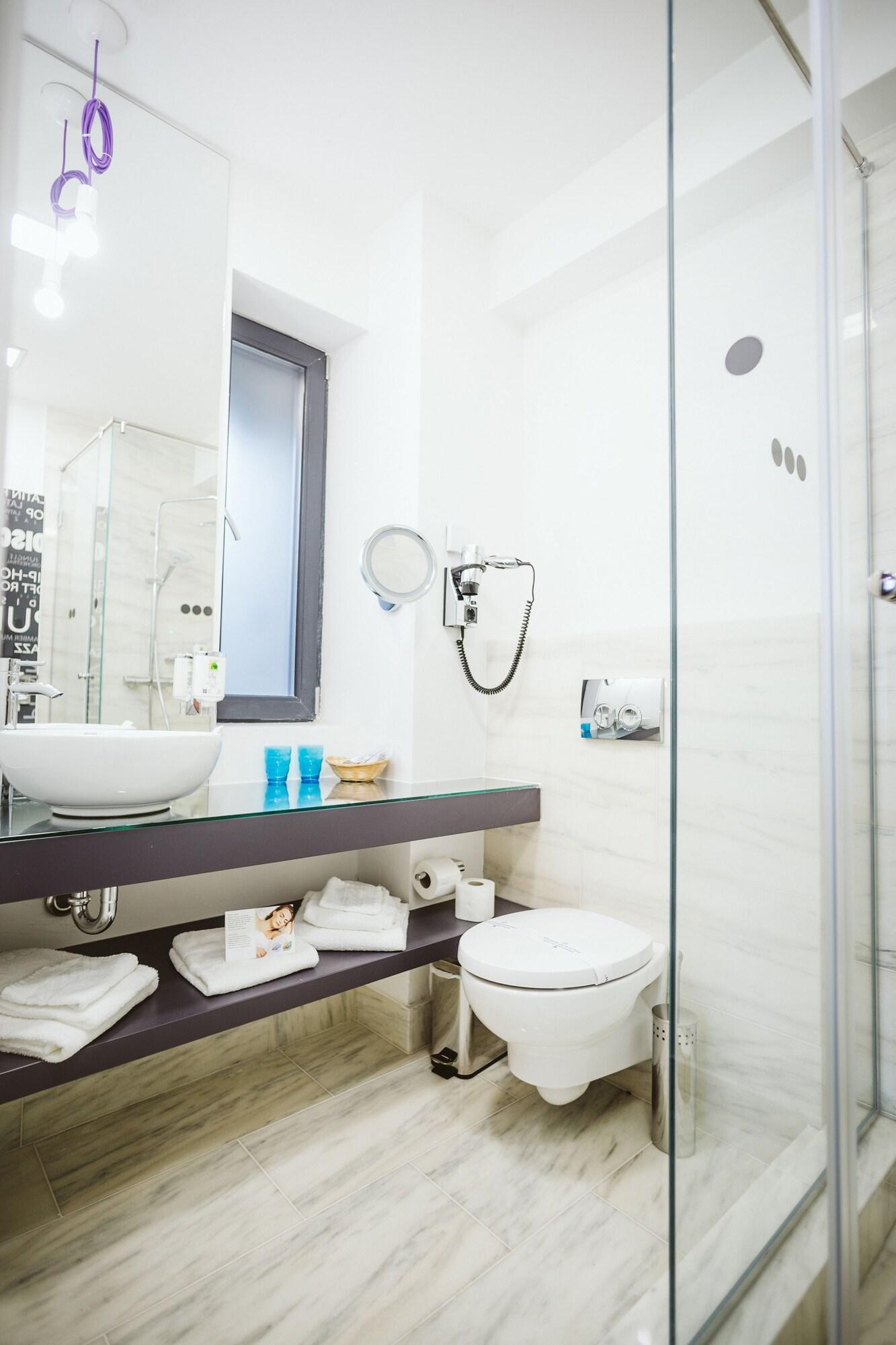 Lol Et Lola Hotel Kolozsvár Kültér fotó
