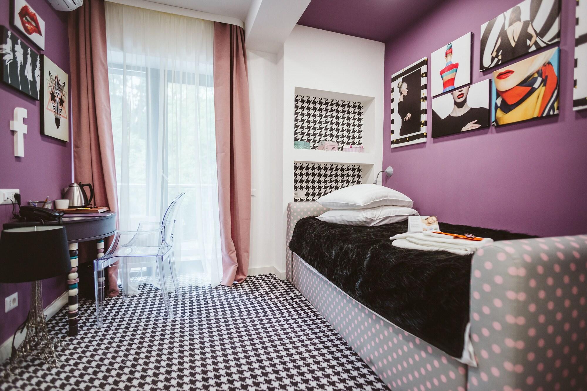Lol Et Lola Hotel Kolozsvár Kültér fotó